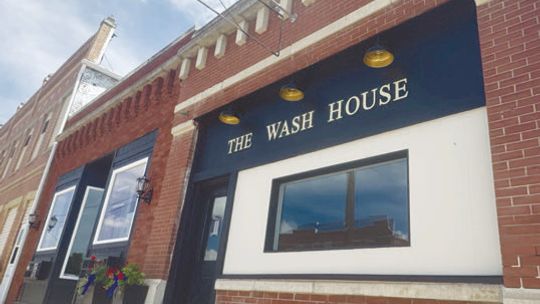 Janulewiczes renovate, update Loup City laundromat
