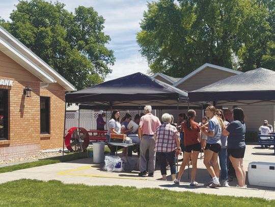 BANK GRILLS UP A GOOD TIME