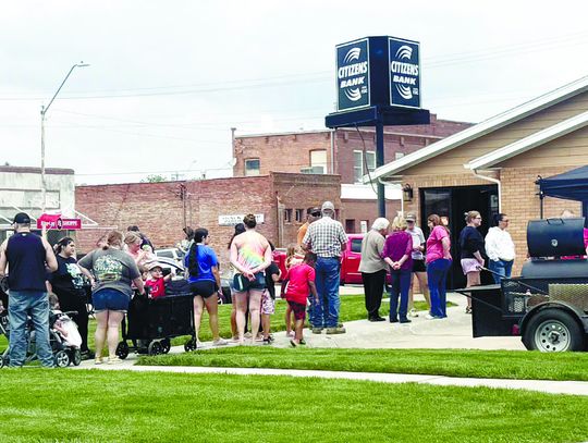 BBQ KICKS OFF FESTIVAL WEEKEND
