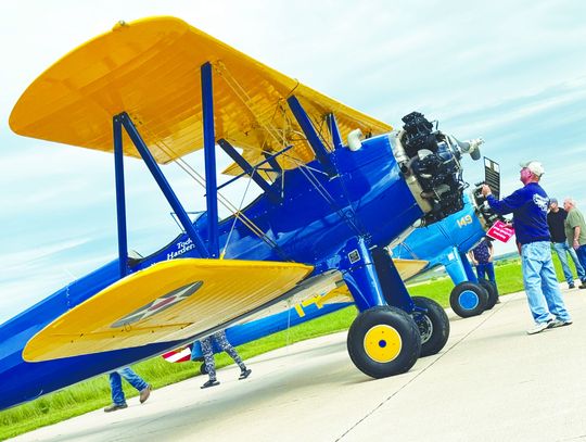 CROWDS FLOCK TO POLISH PICNIC FLY-IN