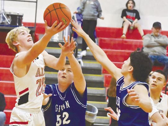 Rebels roll past Gibbon, fall to Cougars