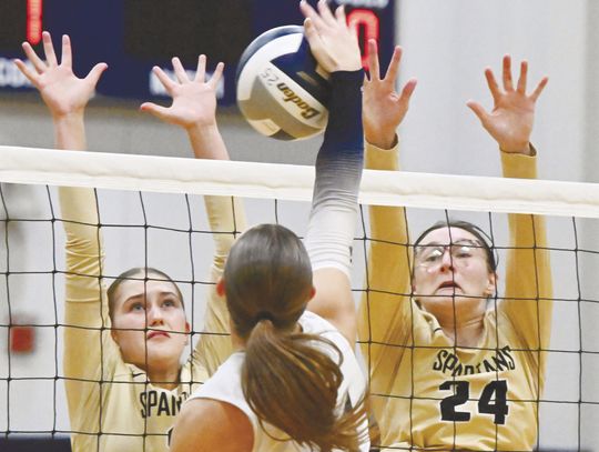 Spartans battle at Cougars’ tri