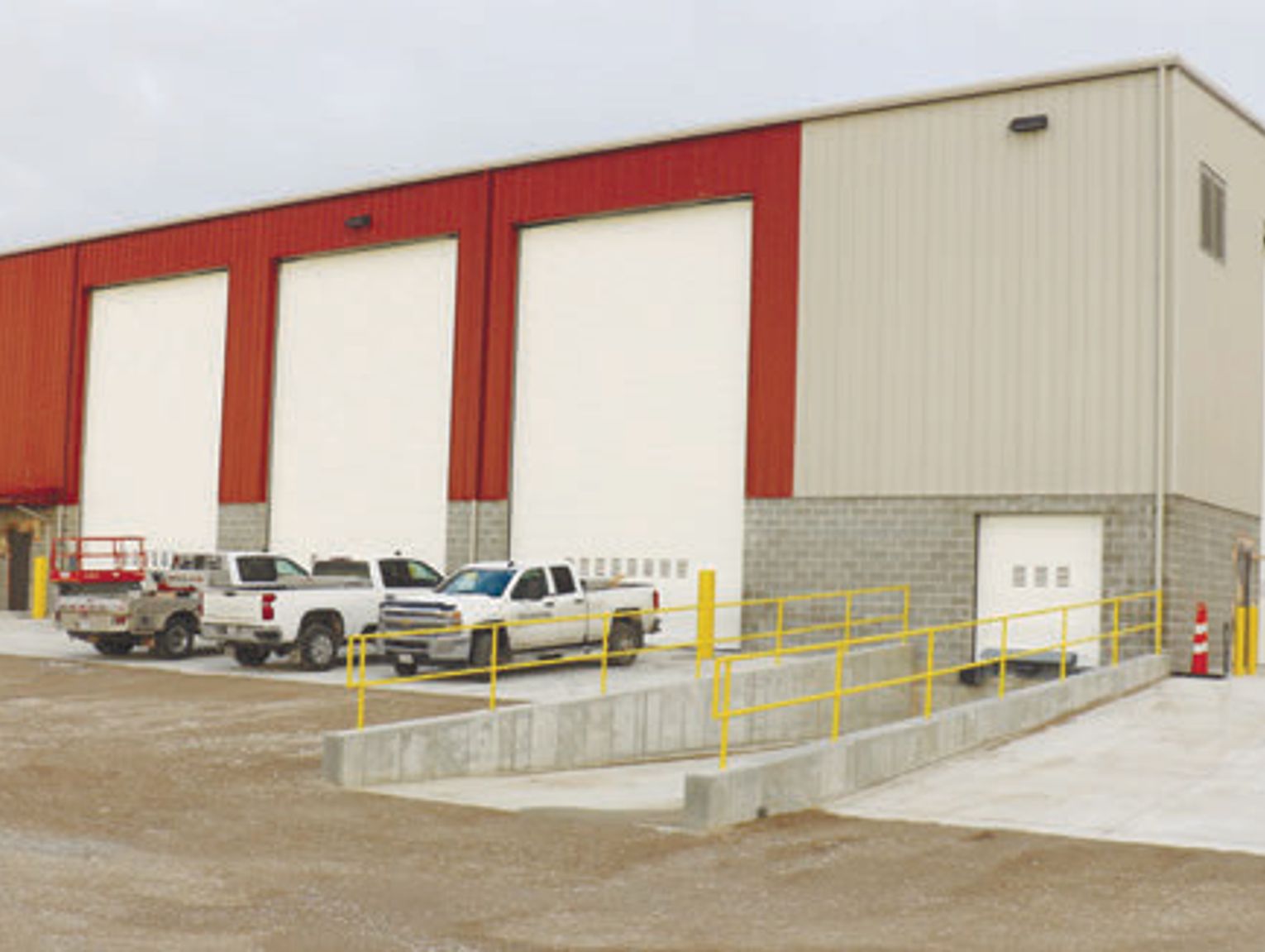 Recycling building at landfill nearing completion