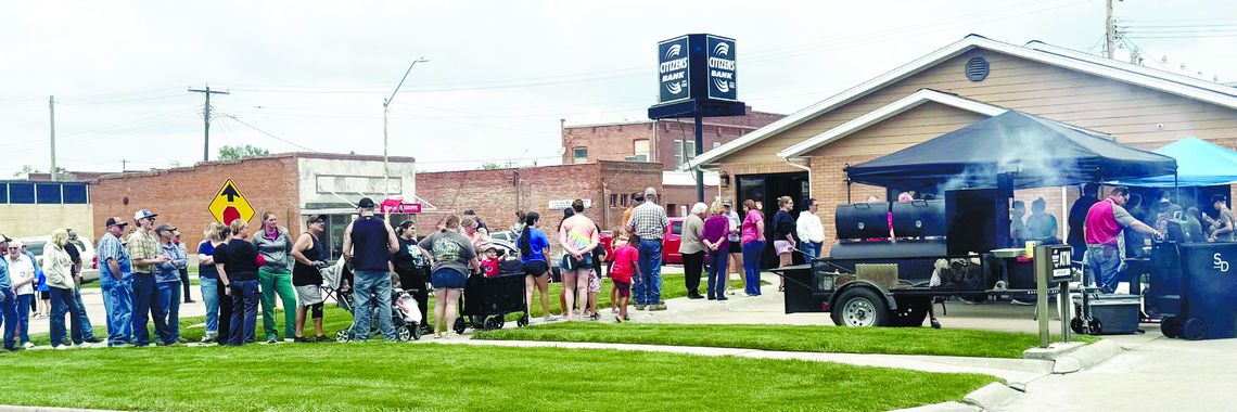 BBQ KICKS OFF FESTIVAL WEEKEND