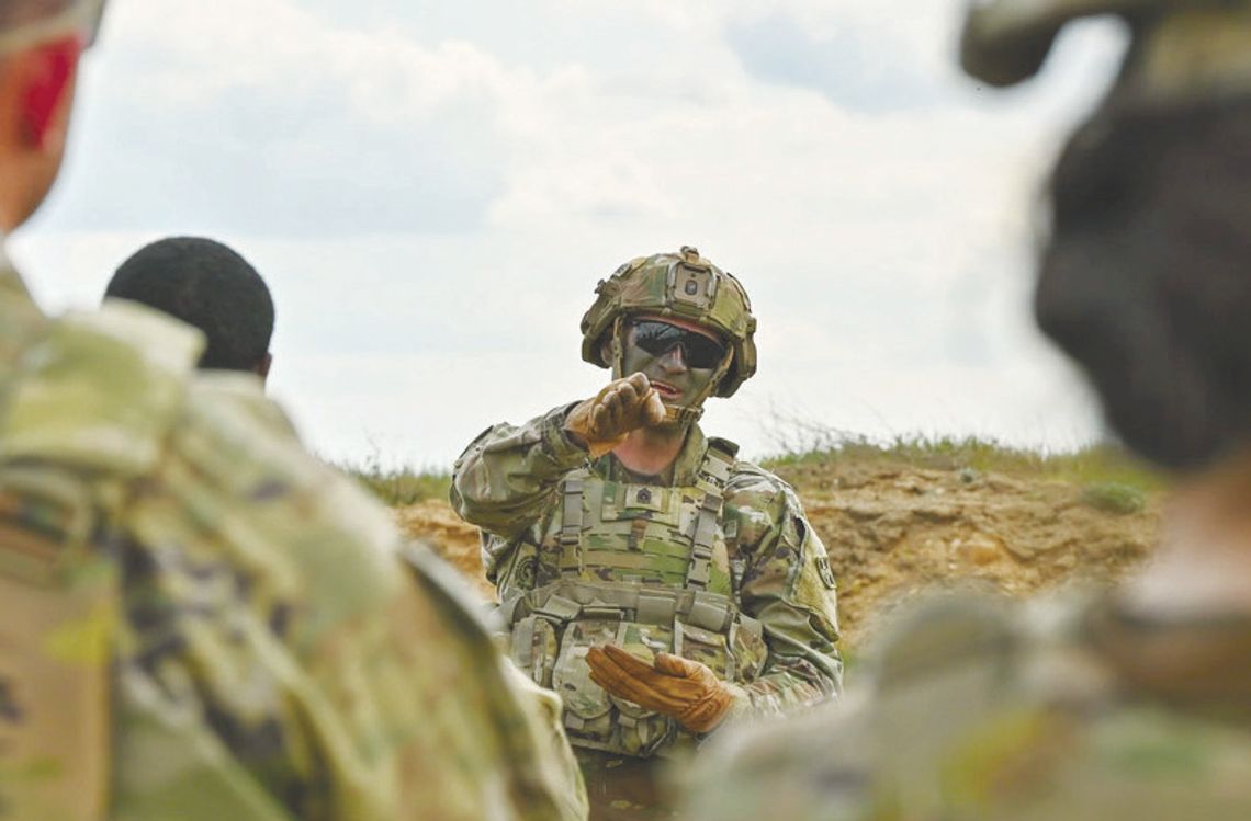 KURTZHALS TO RETIRE AS CSM