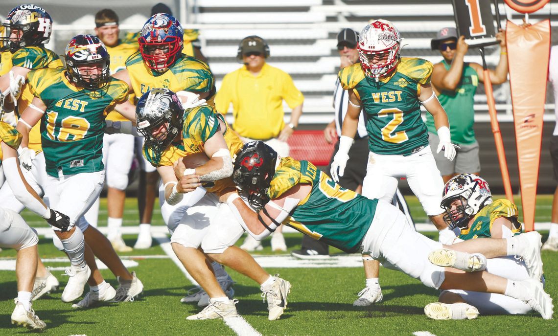 LEWANDOWSKI BATTLES IN CLASSIC