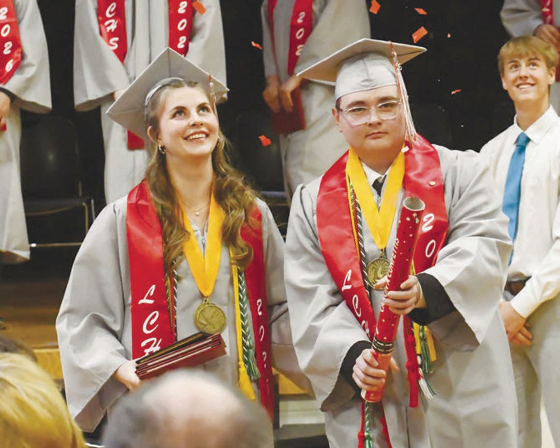 LOUP CITY STUDENTS SAY GOODBYE LOUP CITY STUDENTS SAY GOODBYE
