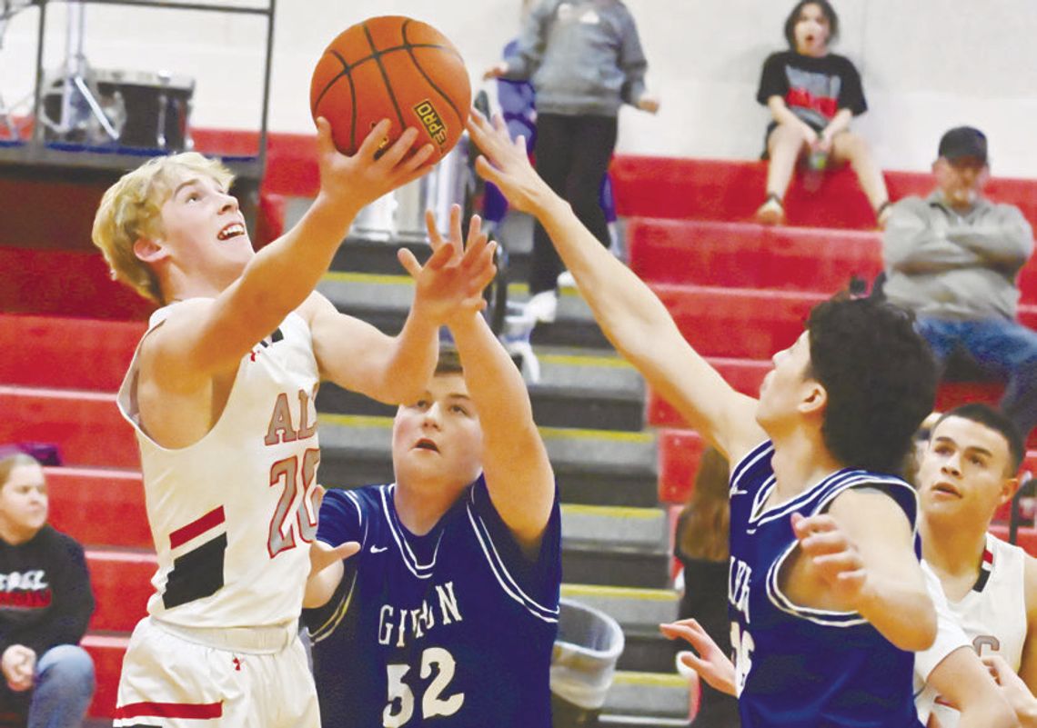 Rebels roll past Gibbon, fall to Cougars