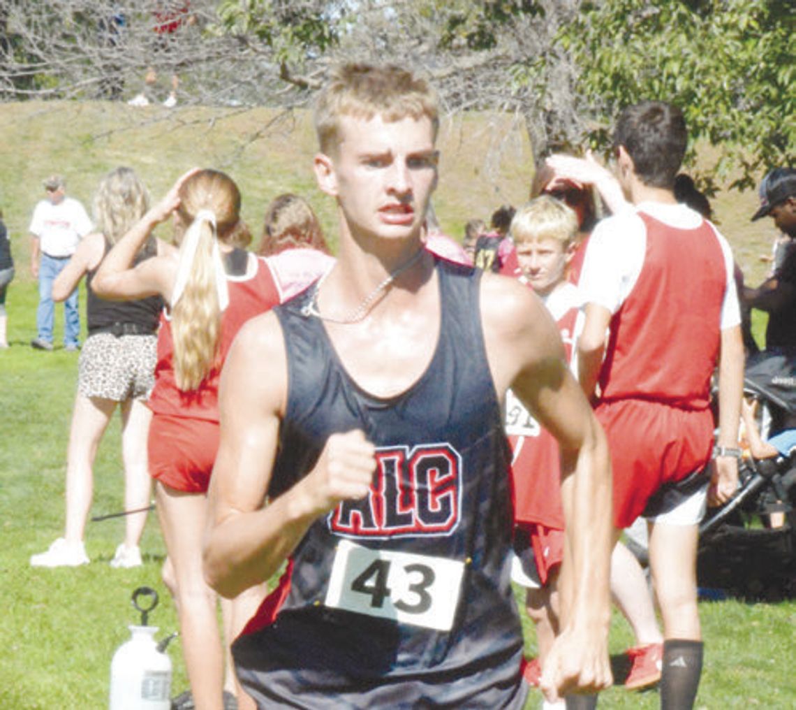 Rebels run at LouPlatte competition Rebels run at LouPlatte competition
